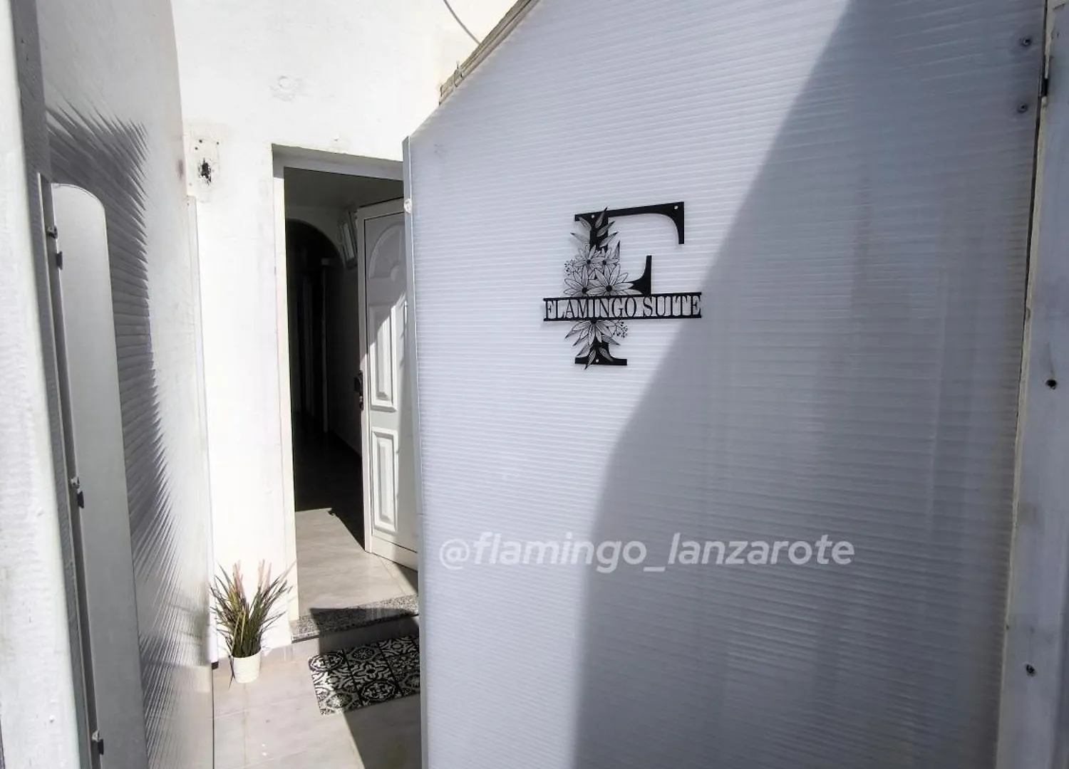 Flamingo Suite With Terrace And Private Bath By Flamingo House Arrecife  0*, Arrecife (Lanzarote)